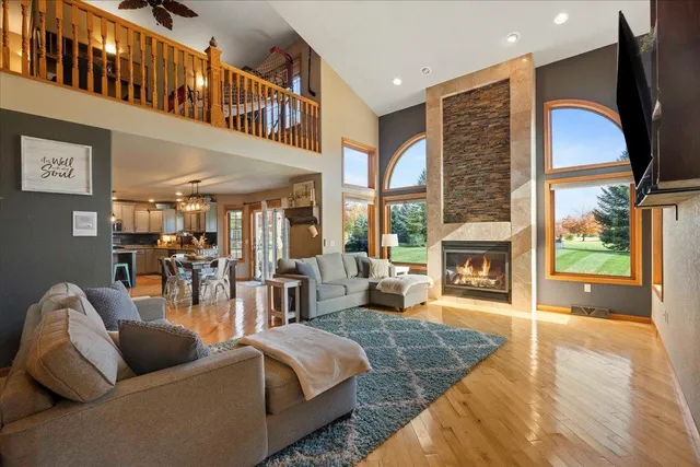 $709,900 | 6399 Irving Drive, Sun Prairie, WI 53590