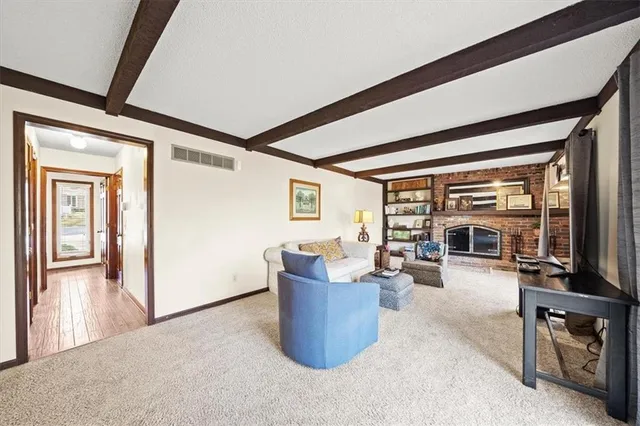 $380,000 | 6532 Northwest Melody Court, Parkville, MO 64152