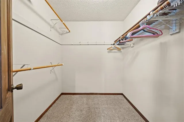 $380,000 | 6532 Northwest Melody Court, Parkville, MO 64152