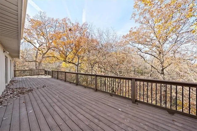 $380,000 | 6532 Northwest Melody Court, Parkville, MO 64152