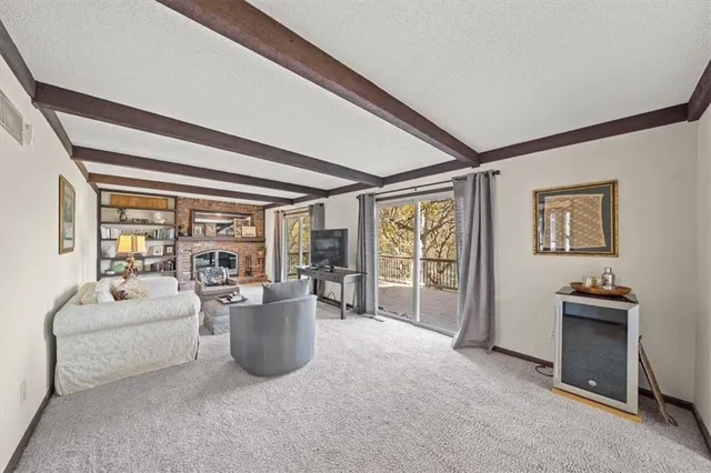 $380,000 | 6532 Northwest Melody Court, Parkville, MO 64152