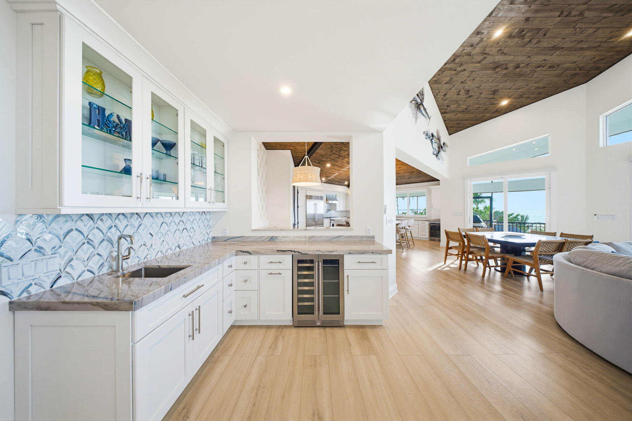 57733 Morton Street Marathon, FL 33050 - Photo 27 of 247 Wet Bar