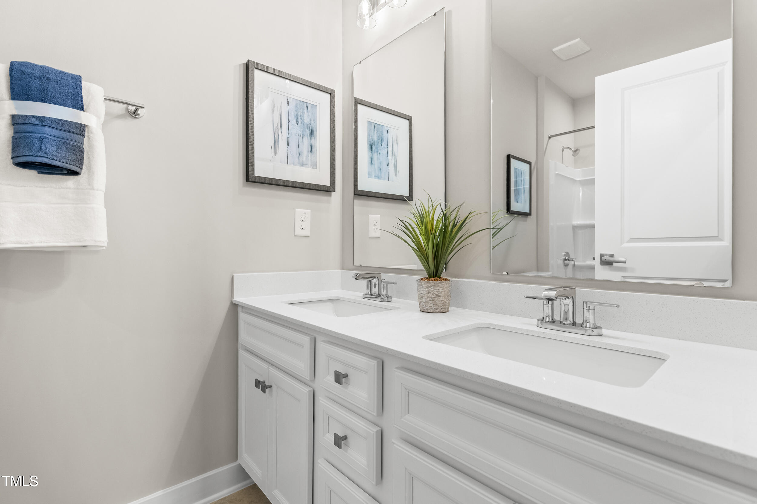 4704 Potting Shed Lane Raleigh, NC 27604 - Photo 14 of 27 27_dsc04193