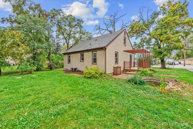 $285,000 | 3019 Lincoln Road, McHenry, IL 60051