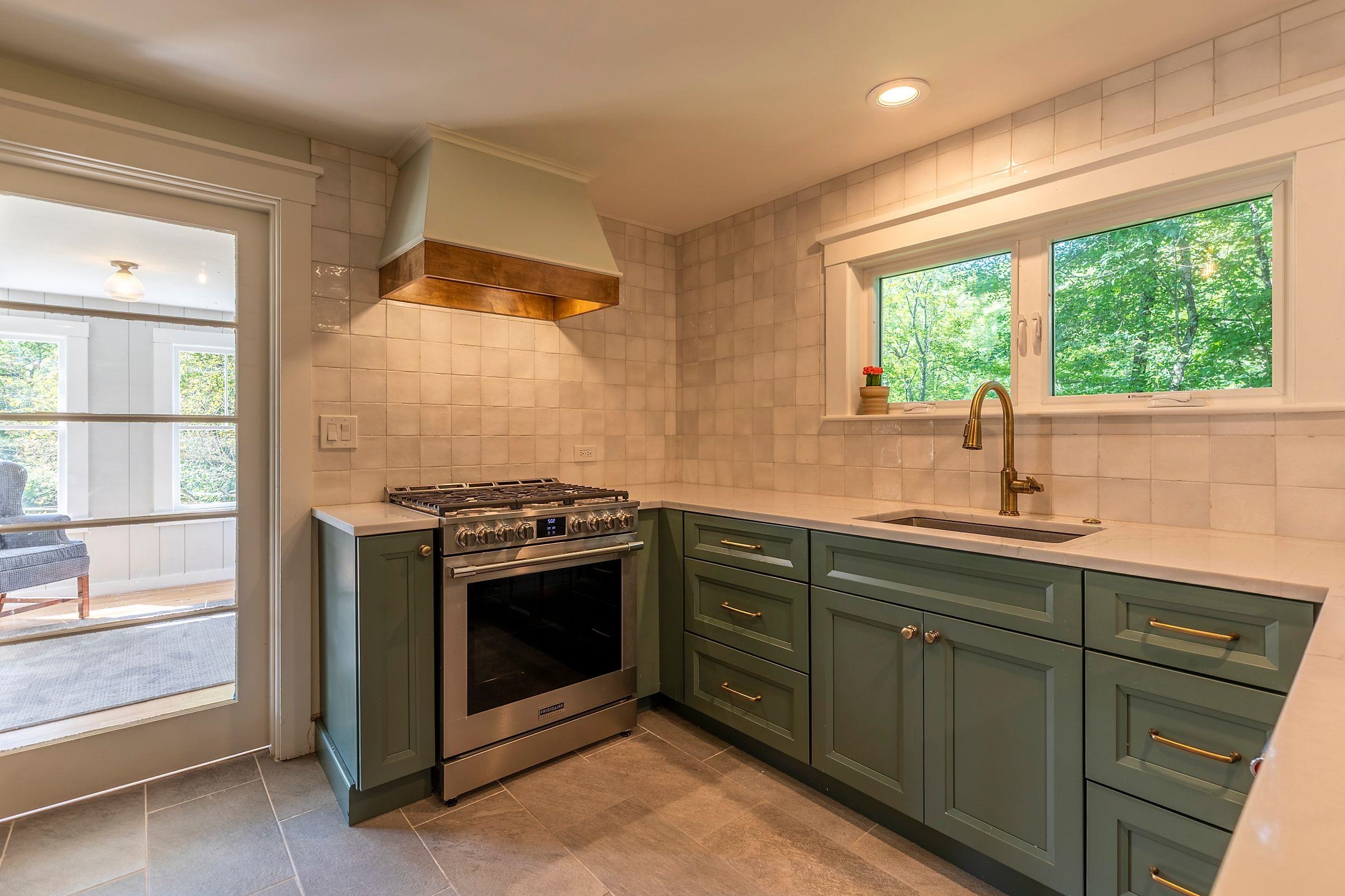 4165 Hartland Hill Road Woodstock, VT 05091 - Photo 10 of 38