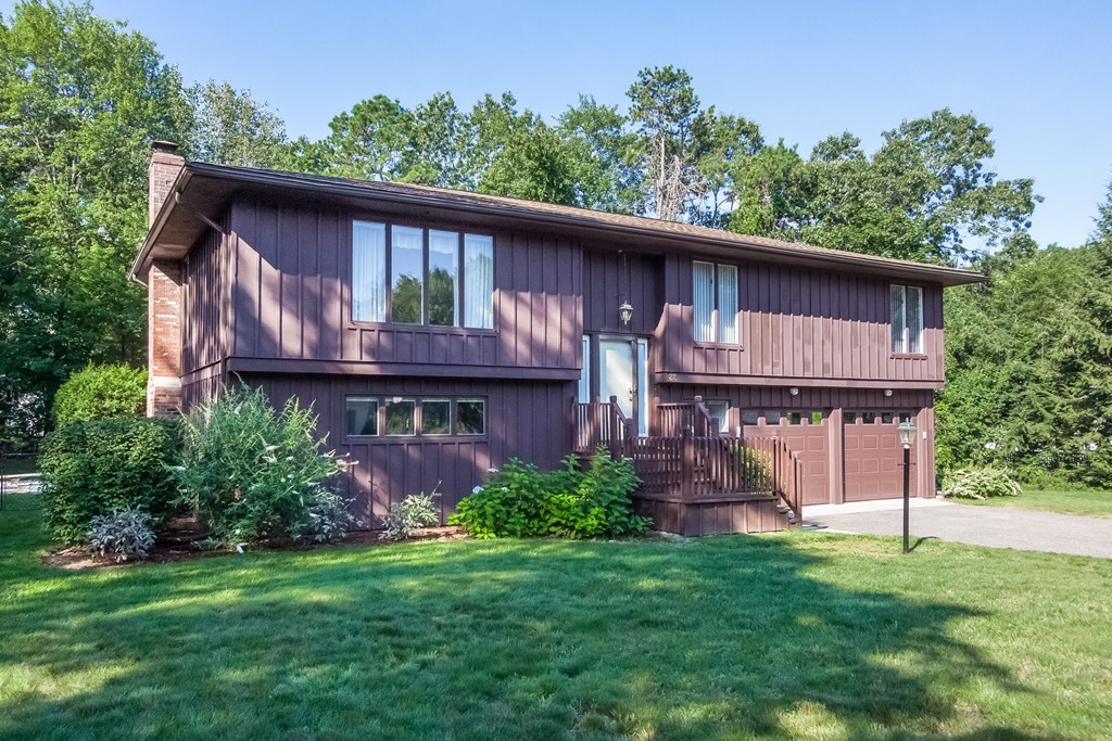 82 Wyndward Road Longmeadow, MA 01106 - Photo 1 of 27