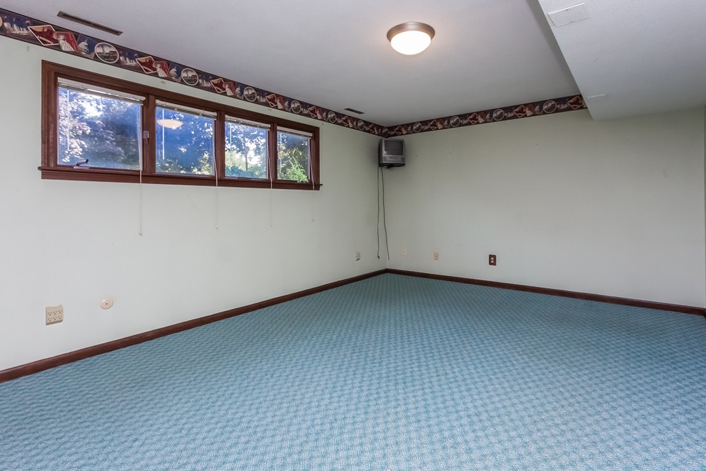82 Wyndward Road Longmeadow, MA 01106 - Photo 18 of 27