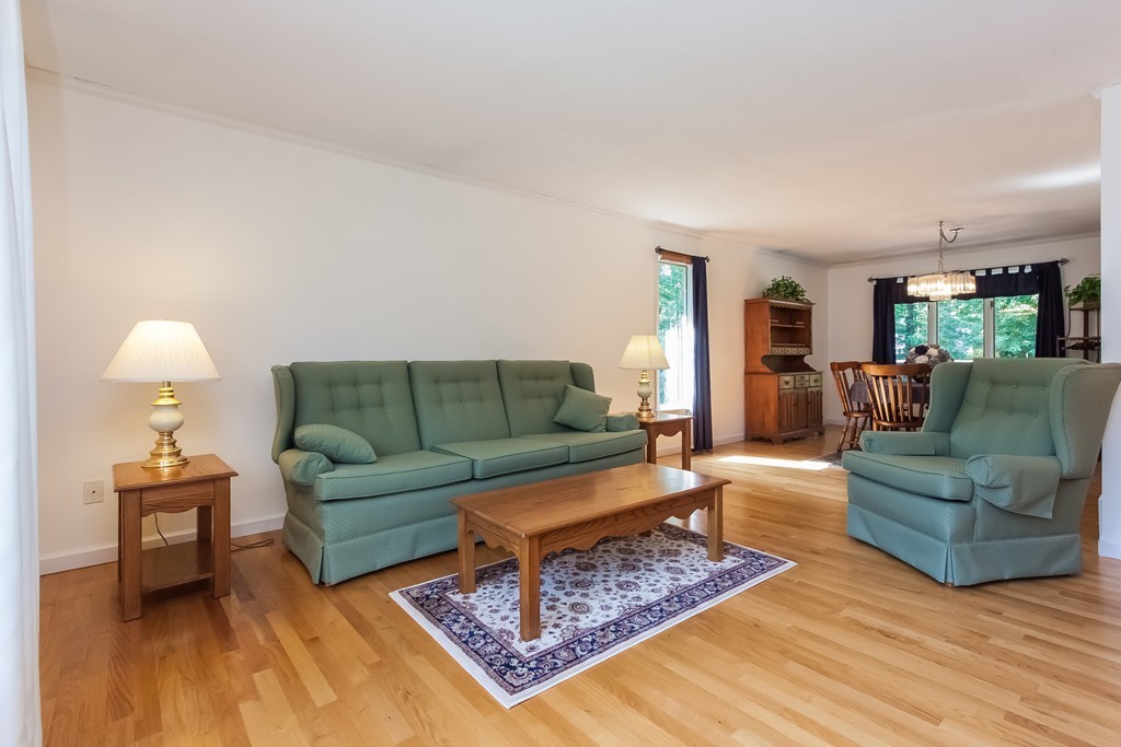 82 Wyndward Road Longmeadow, MA 01106 - Photo 4 of 27