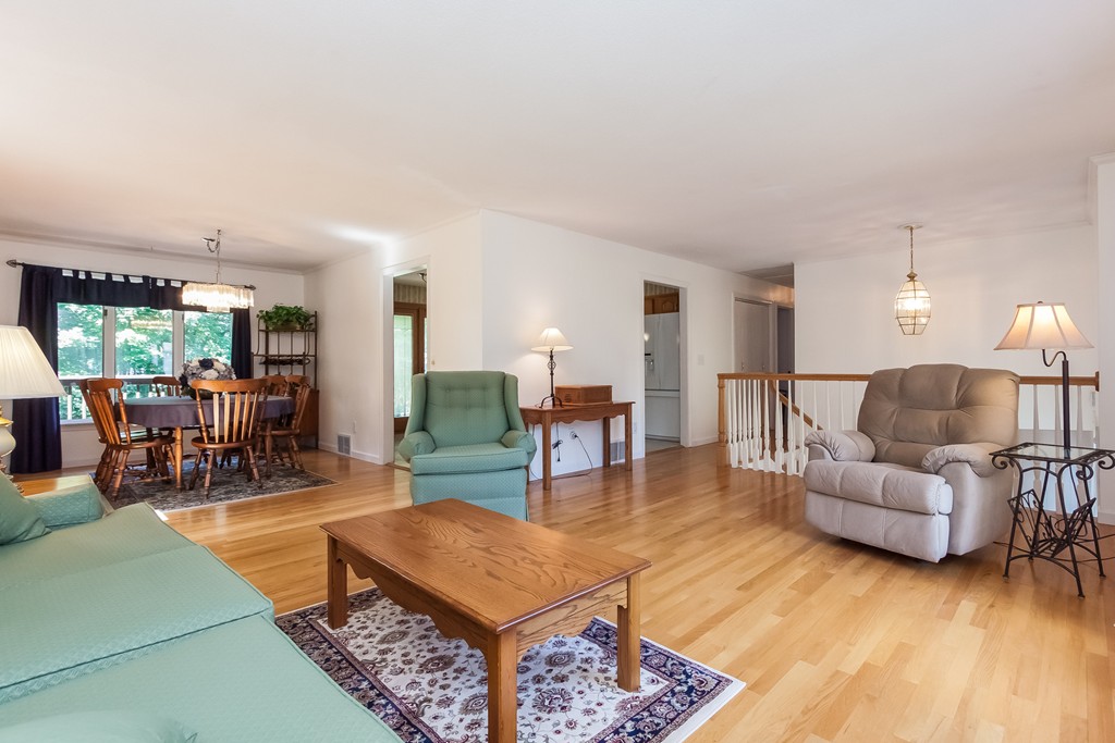 82 Wyndward Road Longmeadow, MA 01106 - Photo 6 of 27