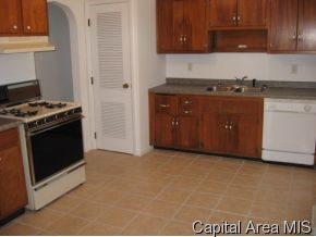1235 North Daniel Springfield, IL 62702 - Photo 11 of 12