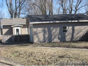 1235 North Daniel Springfield, IL 62702 - Photo 10 of 12