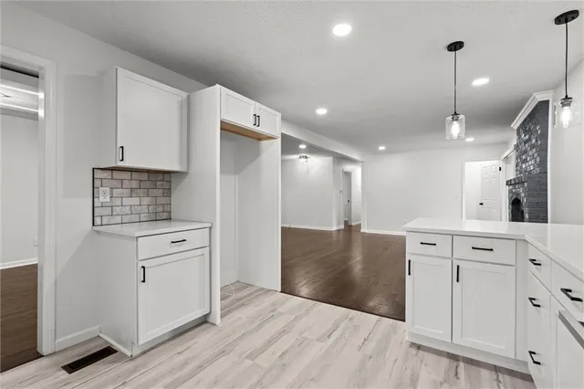 $375,000 | 619 East 109th Terrace, Kansas City, MO 64131