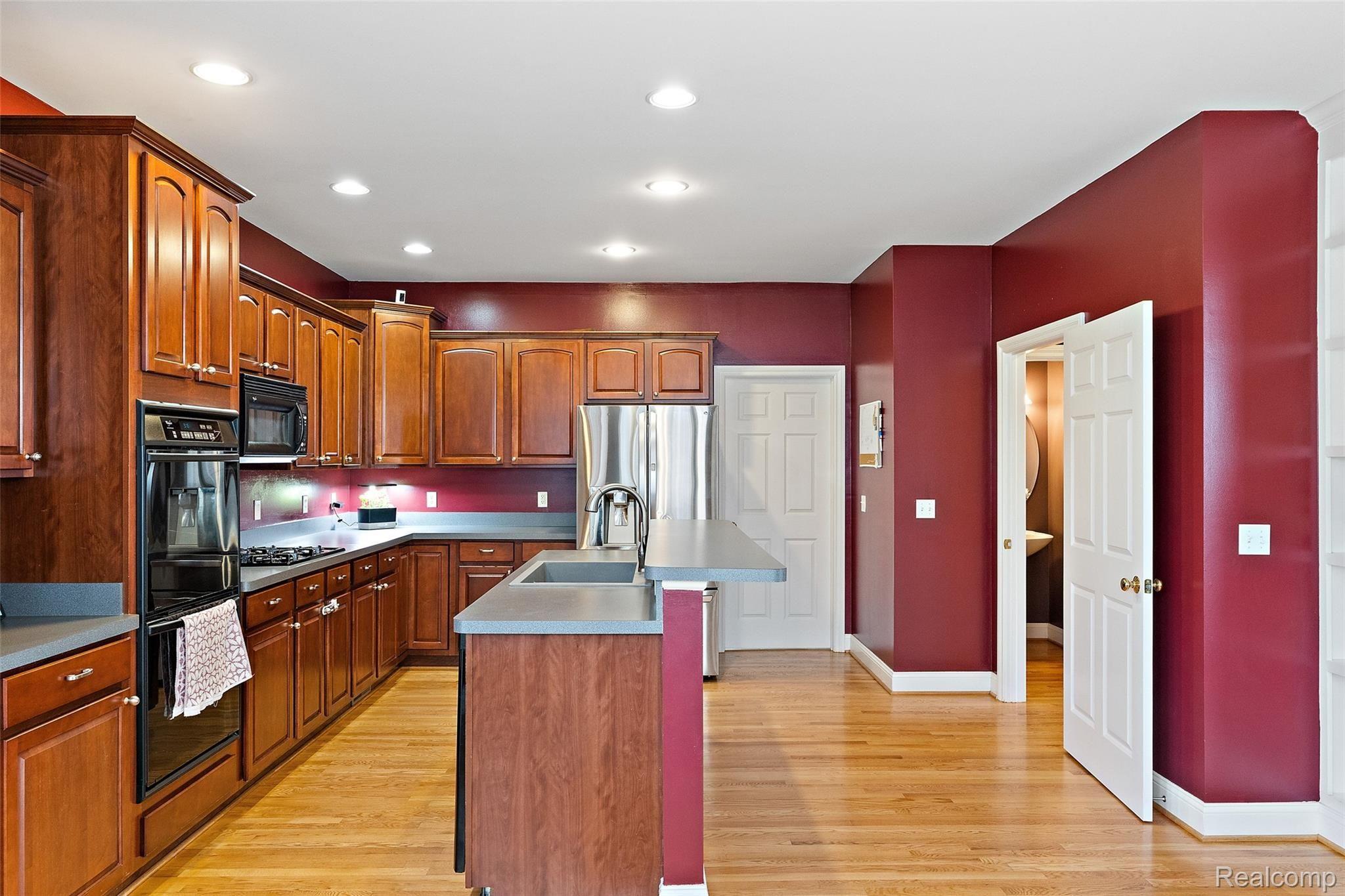 1806 Gilmore Street Howell, MI 48855 - Photo 19 of 55 1806 Gilmore St-28- Skyview Experts.jpg