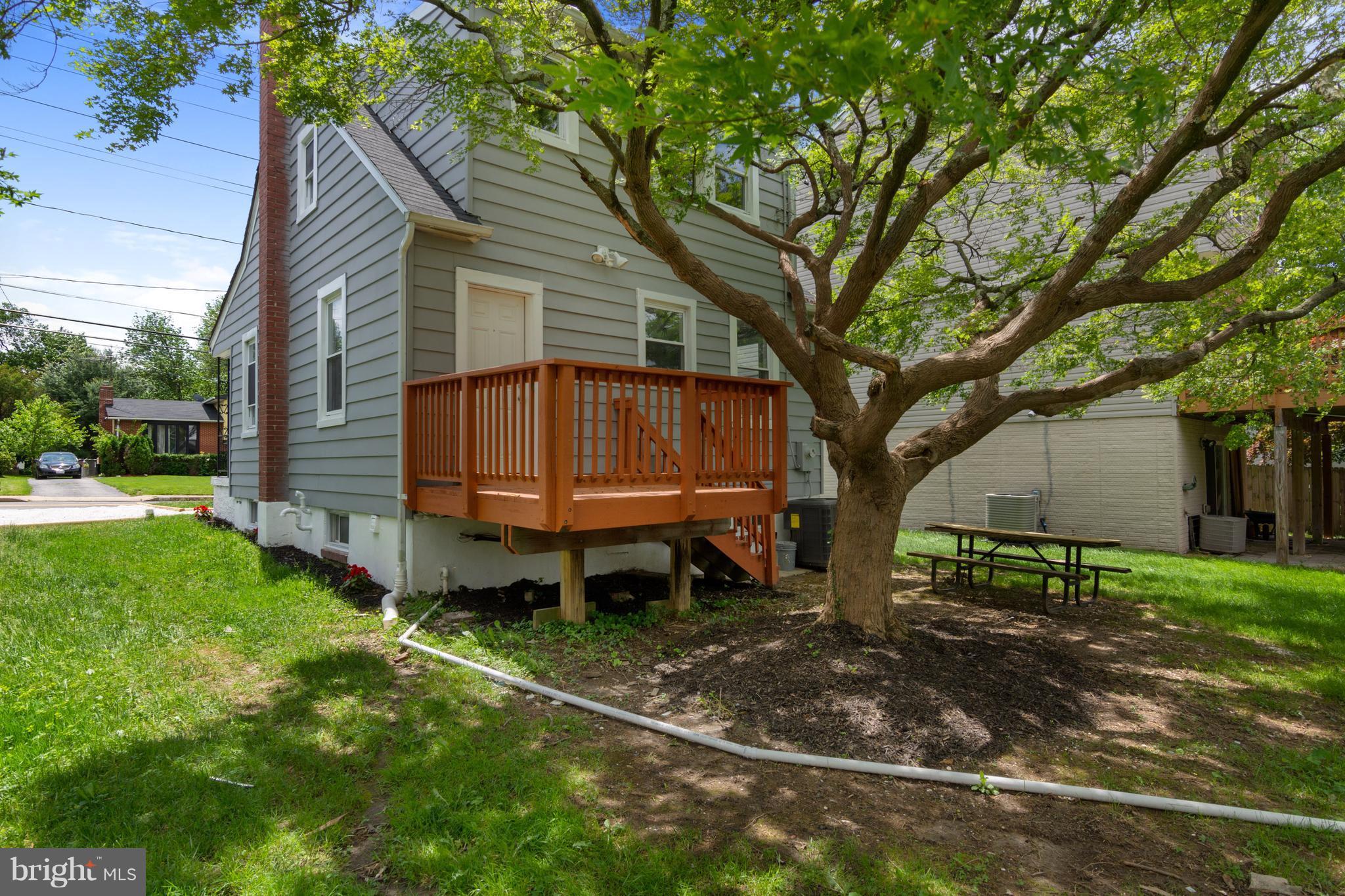 5926 Old Frederick Road Baltimore, MD 21228 - Photo 17 of 18 Exterior (Rear)