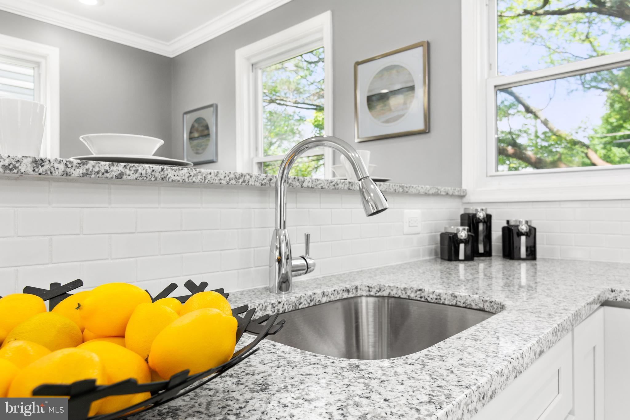 5926 Old Frederick Road Baltimore, MD 21228 - Photo 5 of 18 Kitchen