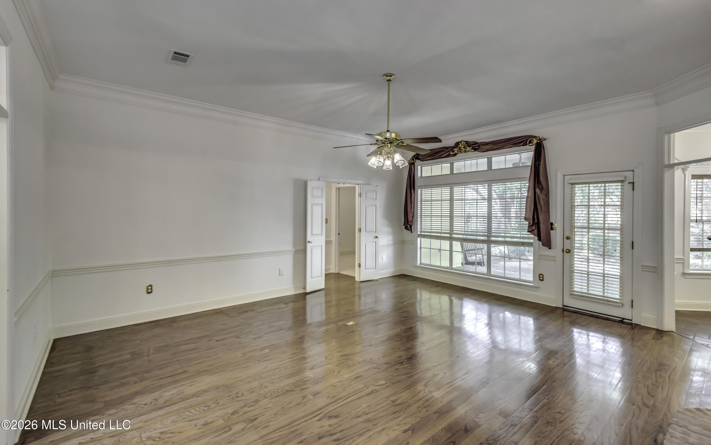 208 Azalea Court Brandon, MS 39047 - Photo 12 of 65 208 Azalea Ct--24
