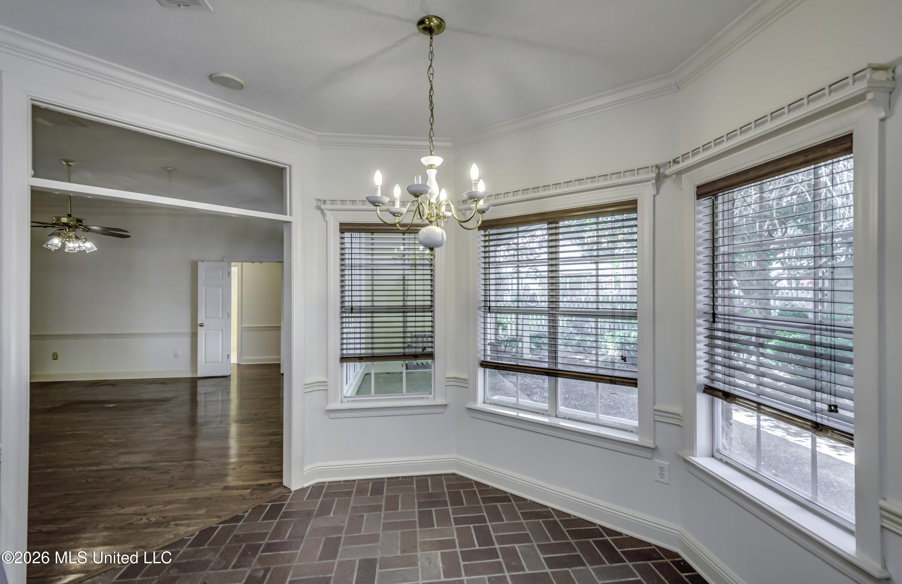208 Azalea Court Brandon, MS 39047 - Photo 18 of 65 208 Azalea Ct--31