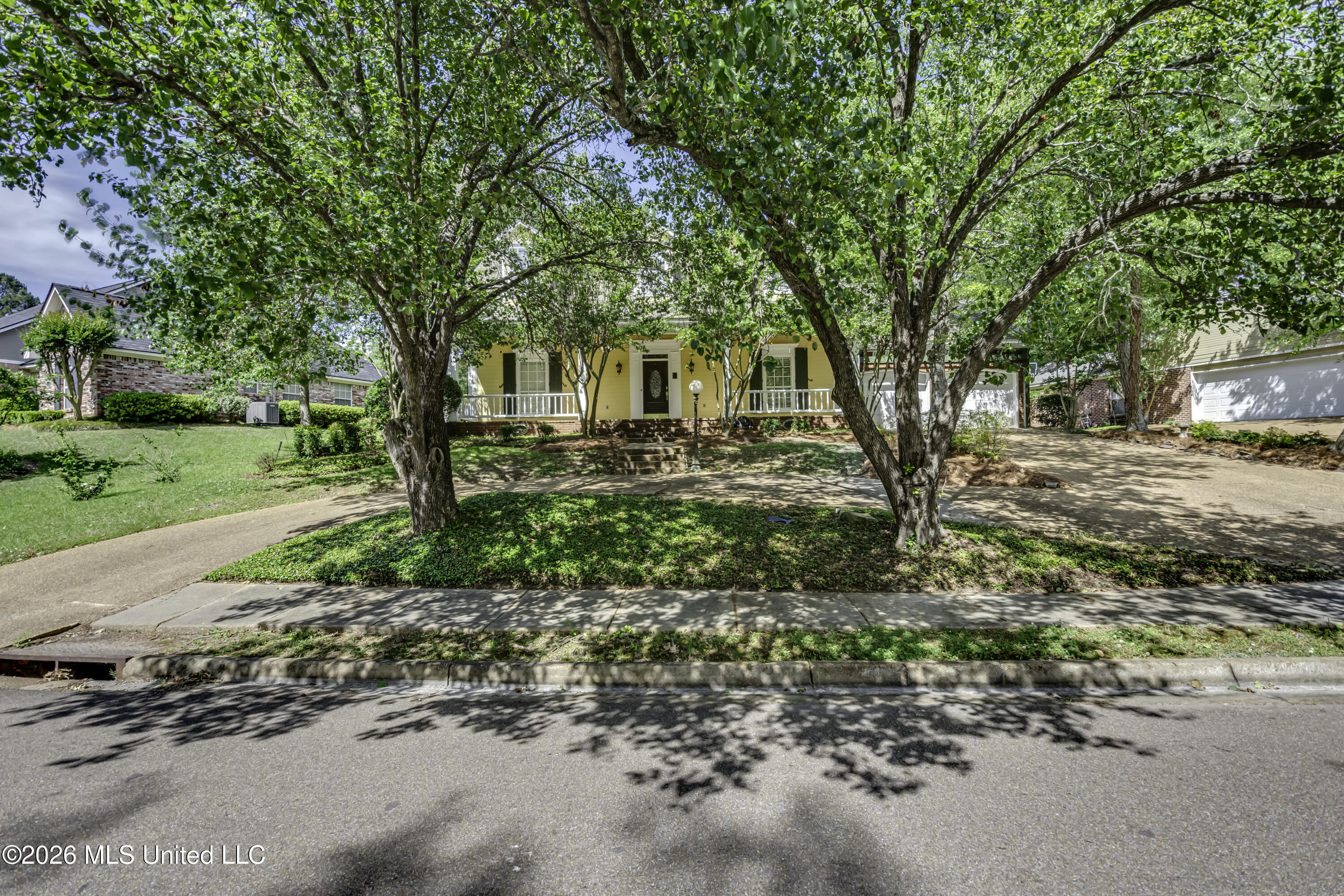 208 Azalea Court Brandon, MS 39047 - Photo 5 of 65 208 Azalea Ct--7