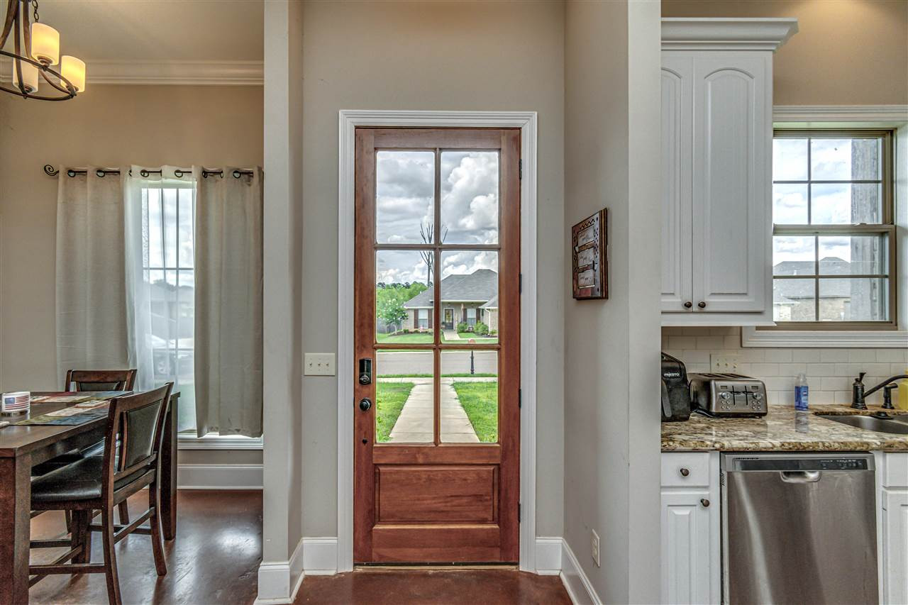 641 Greenfield Ridge Drive Brandon, MS 39042 - Photo 9 of 49 Photo 9