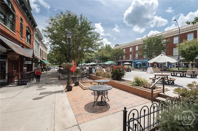 $379,900 | 131 East Broad Street, Unit 707, Athens, GA 30601