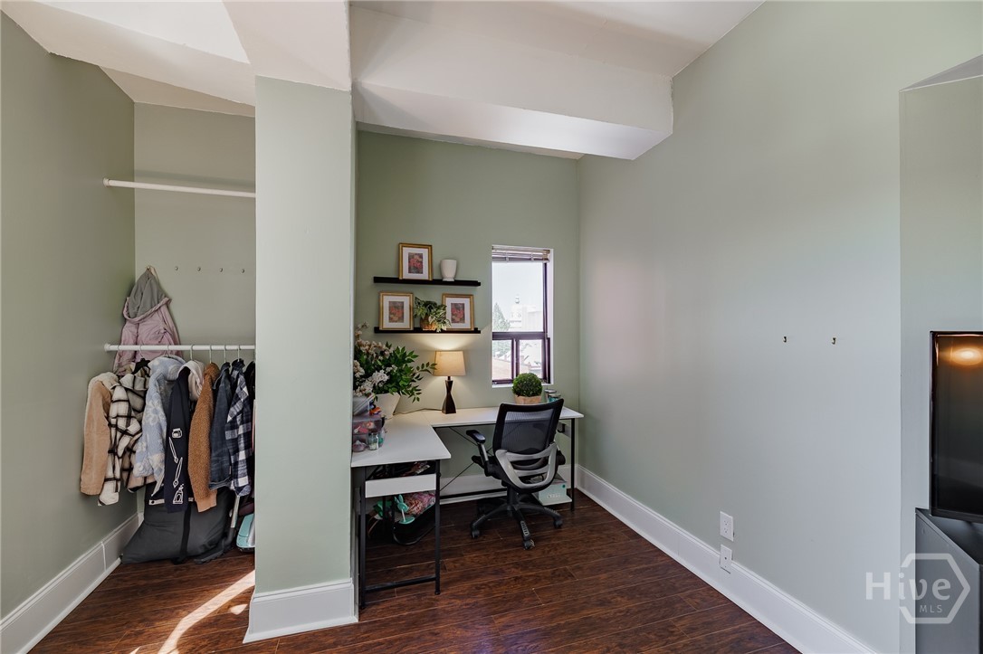131 East Broad Street, Unit 707 Athens, GA 30601 - Photo 4 of 33
