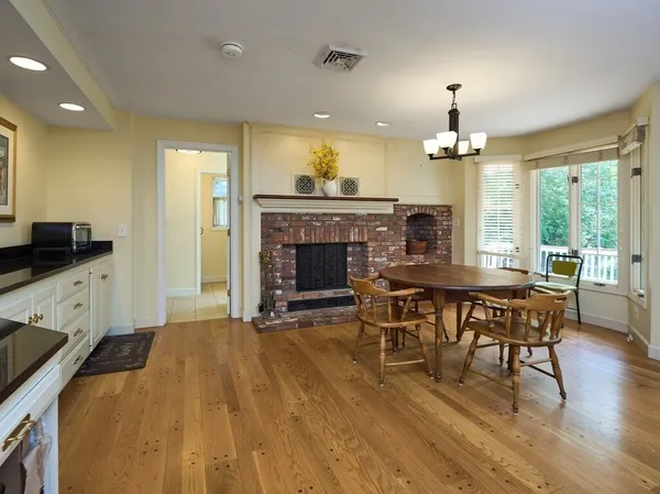 $3,500 | 8 Kalamat Farms Circle, Unit 1, Shrewsbury, MA 01545