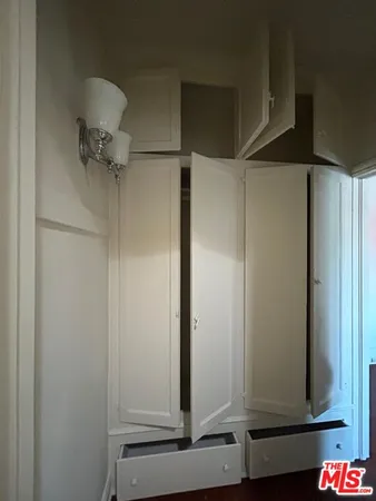 $2,850 | 624 South Berendo Street, Unit 101, Los Angeles, CA 90010