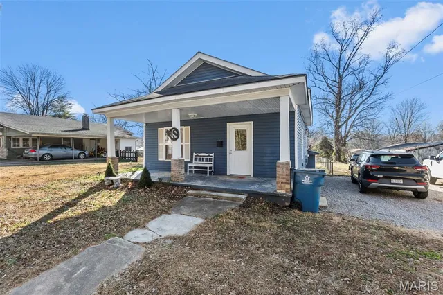 $125,000 | 328 East Davidson Avenue, Chaffee, MO 63740