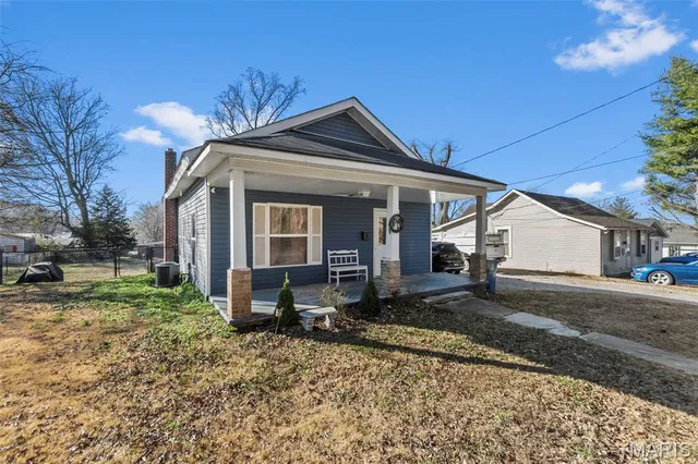 $125,000 | 328 East Davidson Avenue, Chaffee, MO 63740