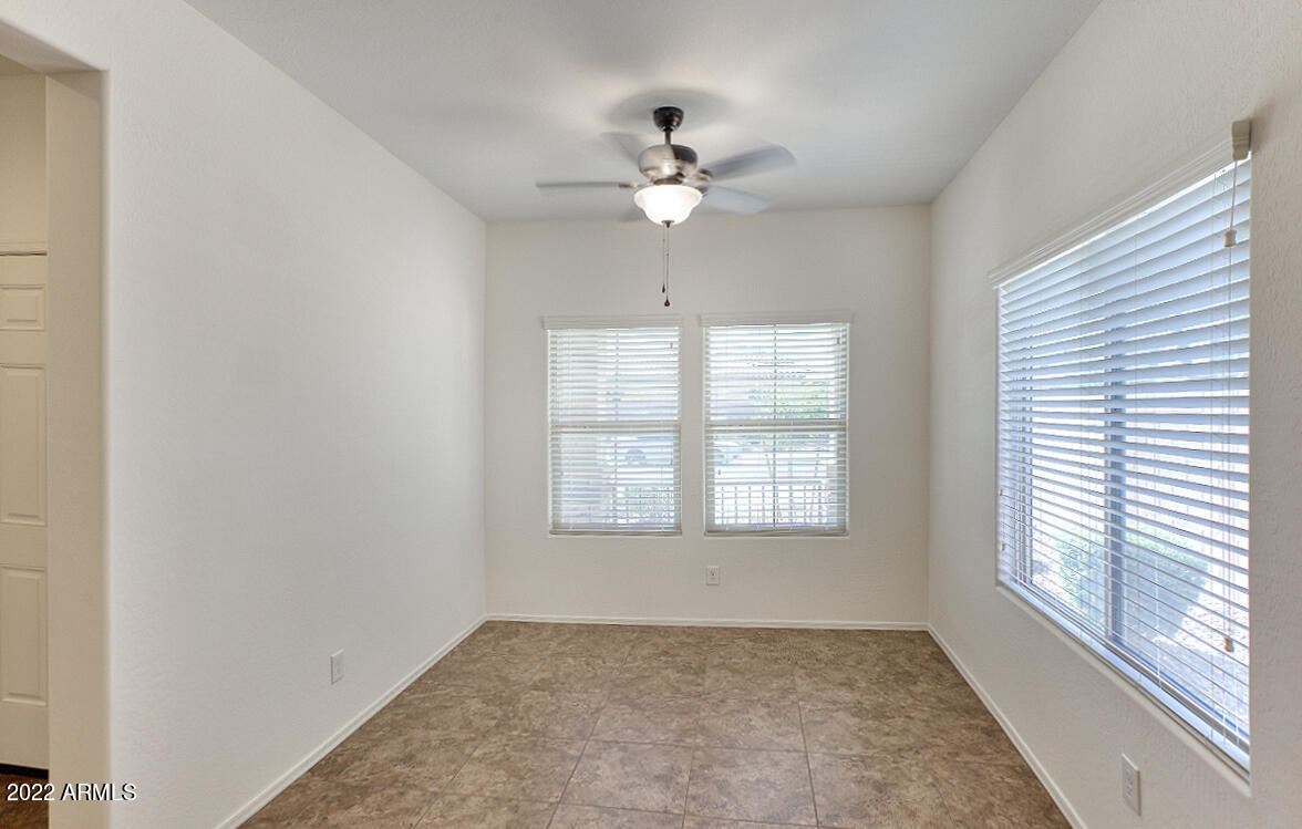 2372 East Gillcrest Road Gilbert, AZ 85298 - Photo 11 of 37 dining