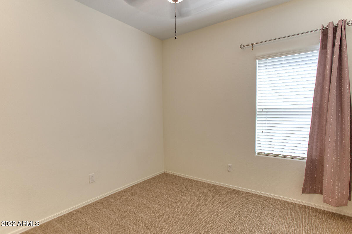 2372 East Gillcrest Road Gilbert, AZ 85298 - Photo 18 of 37 br3