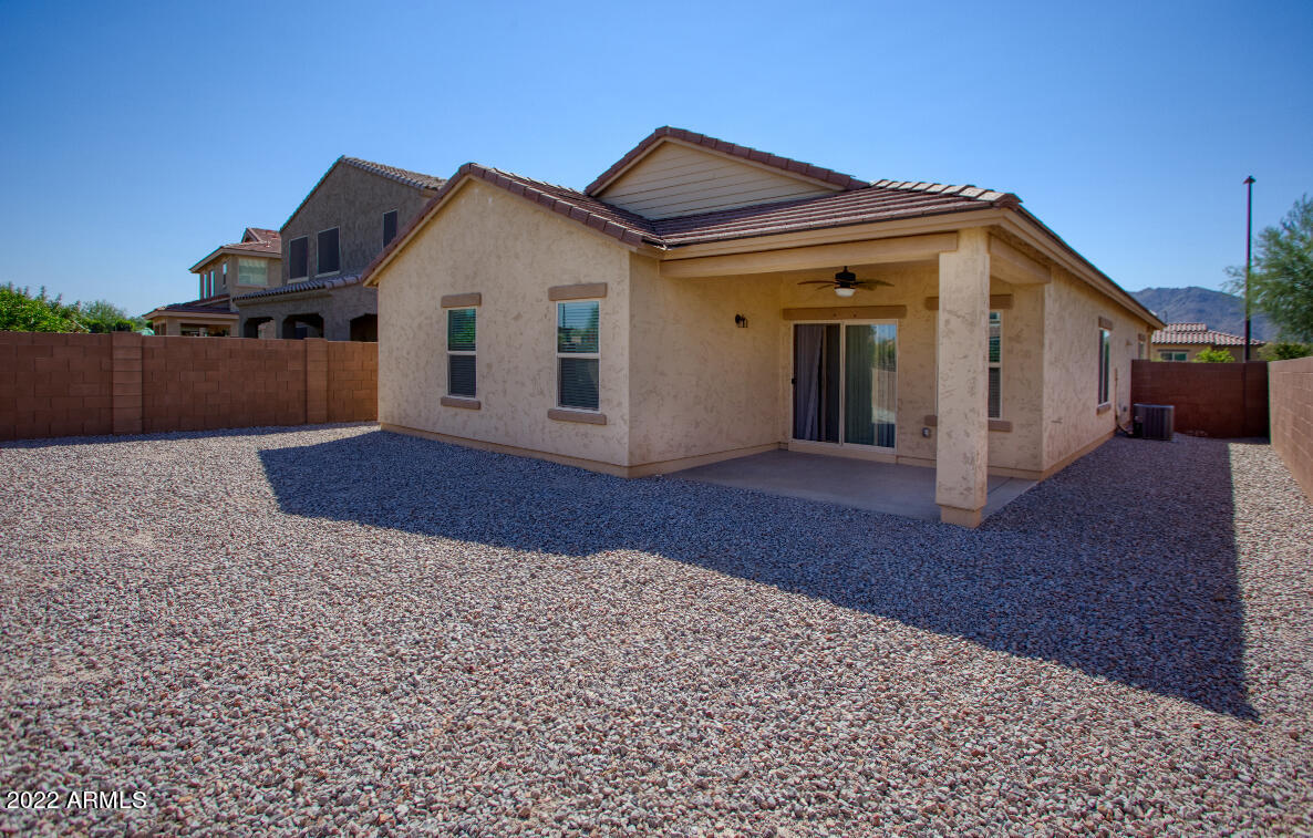 2372 East Gillcrest Road Gilbert, AZ 85298 - Photo 24 of 37 y3
