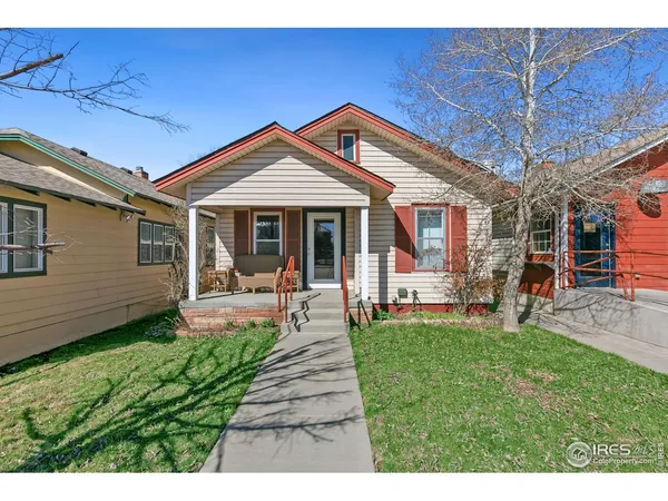 $299,900 | 222 Oak Avenue, Eaton, CO 80615