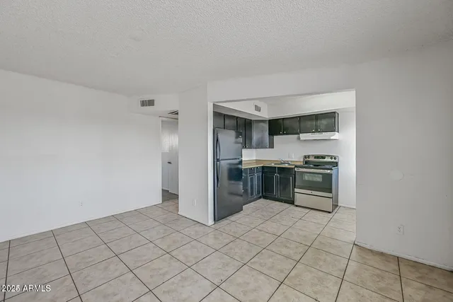 $995 | 45 North Lyn Rae Drive, Unit 5, Mesa, AZ 85213