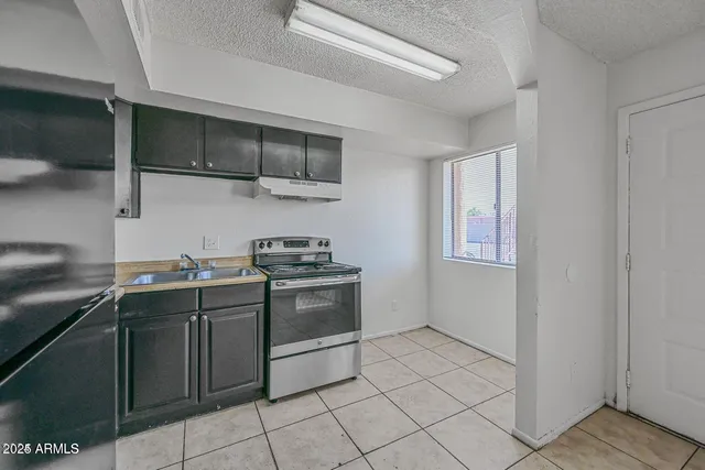 $995 | 45 North Lyn Rae Drive, Unit 5, Mesa, AZ 85213