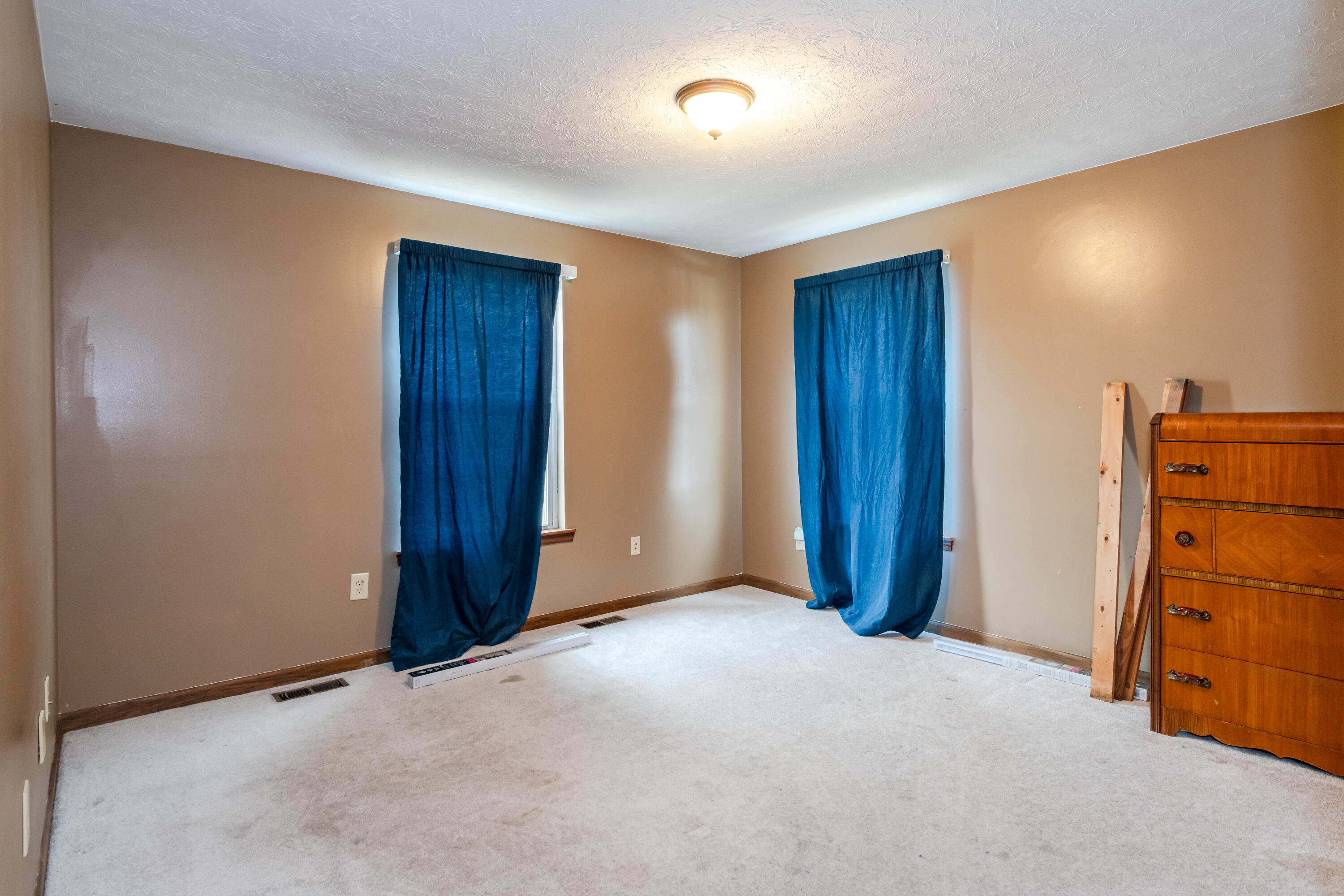 929 North Tecumseh Road Springfield, OH 45504 - Photo 34 of 55