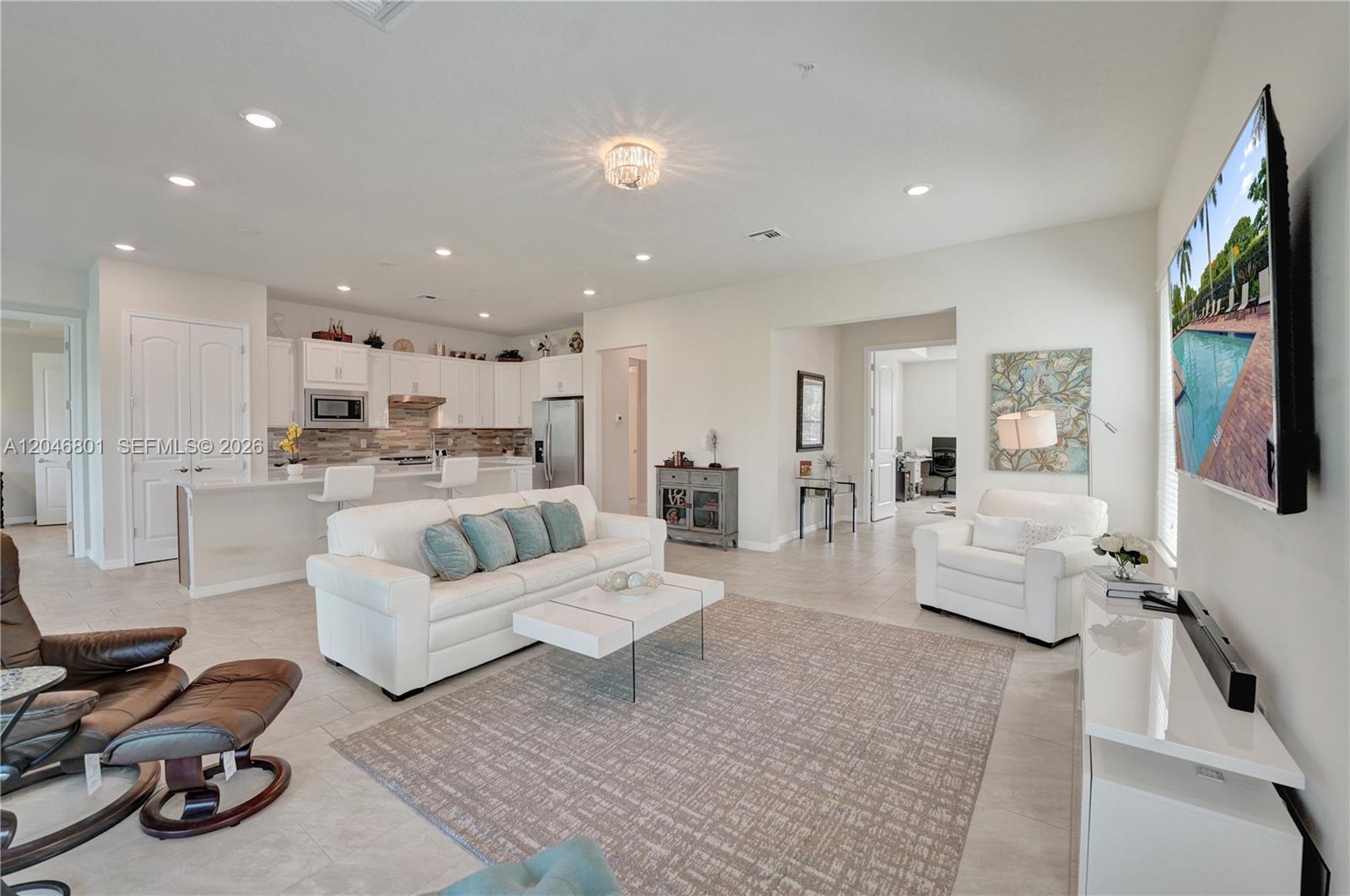21982 Canadensis Circle, Unit 101 Boca Raton, FL 33428 - Photo 5 of 53