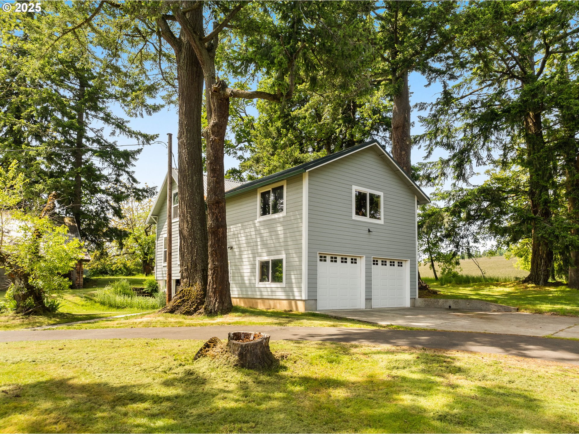 15925 Northwest Germantown Road Portland, OR 97231 - Photo 29 of 43 Garage