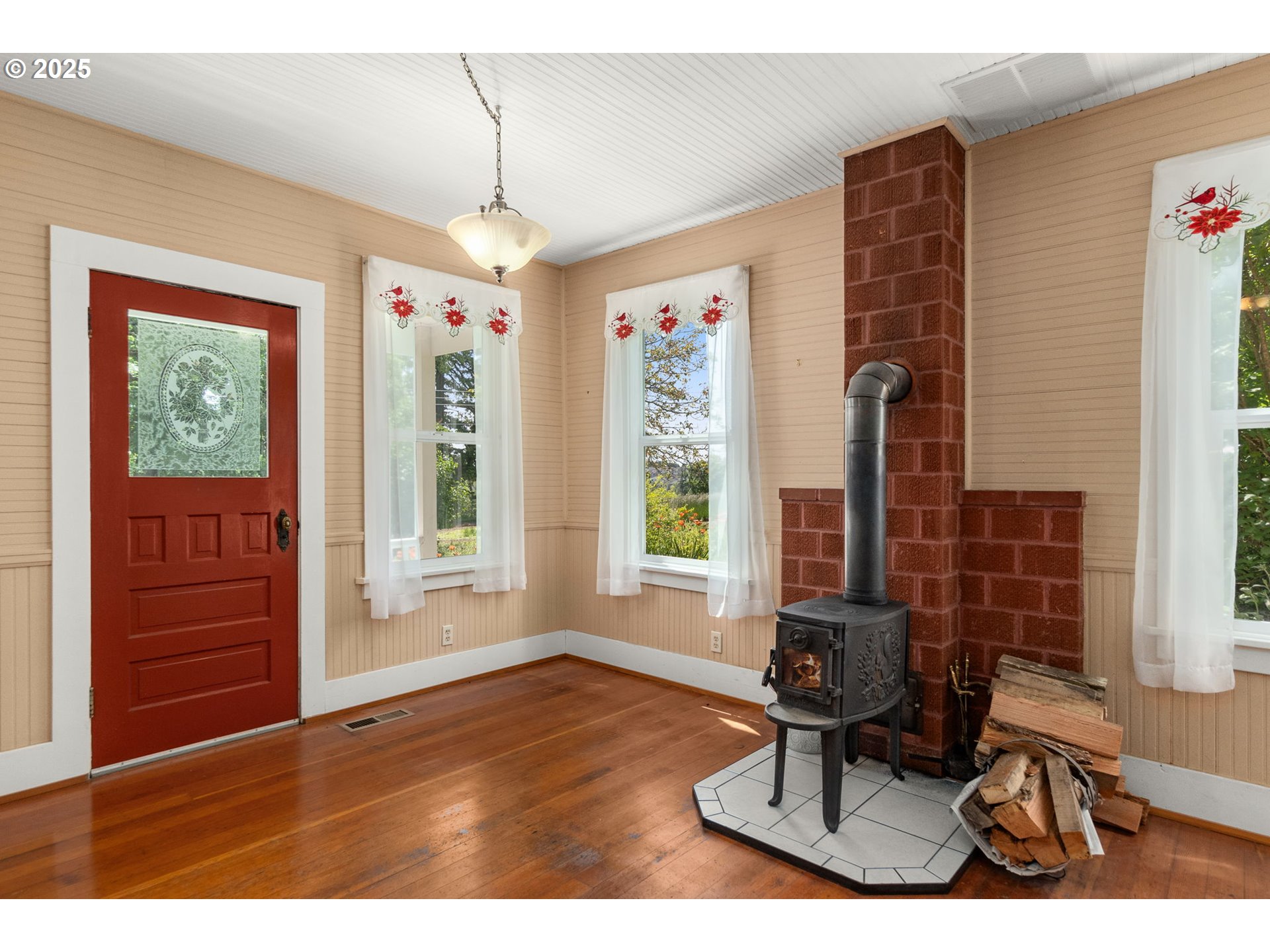 15925 Northwest Germantown Road Portland, OR 97231 - Photo 8 of 43 Gallery Image 8
