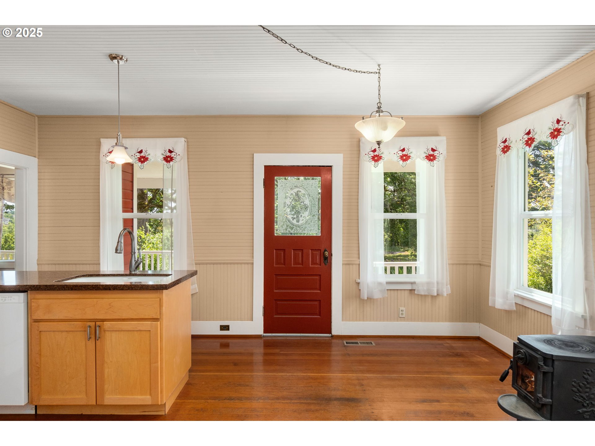 15925 Northwest Germantown Road Portland, OR 97231 - Photo 10 of 43 Gallery Image 10