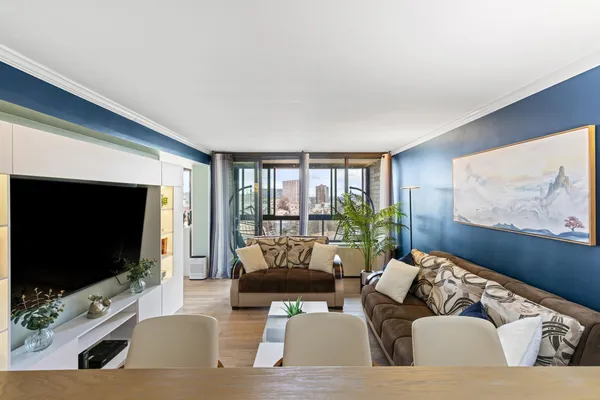 $3,800 | 9060 Palisade Avenue, Unit 1026, North Bergen, NJ 07047