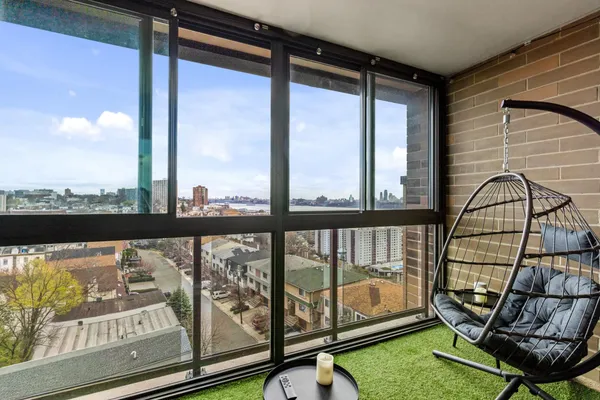 $3,800 | 9060 Palisade Avenue, Unit 1026, North Bergen, NJ 07047