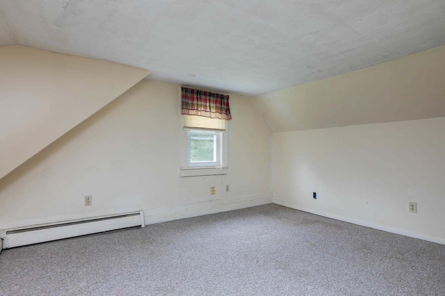153 Beech Ridge Road Scarborough, ME 04074 - Photo 11 of 17 14