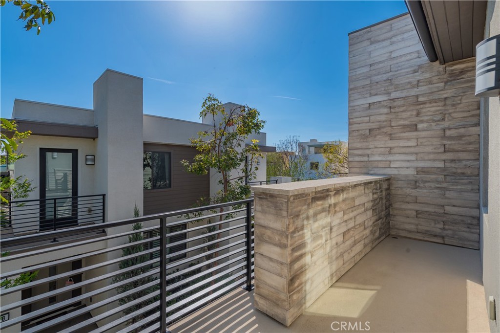 184 Terrapin Irvine, CA 92618 - Photo 23 of 74 a view of outdoor space