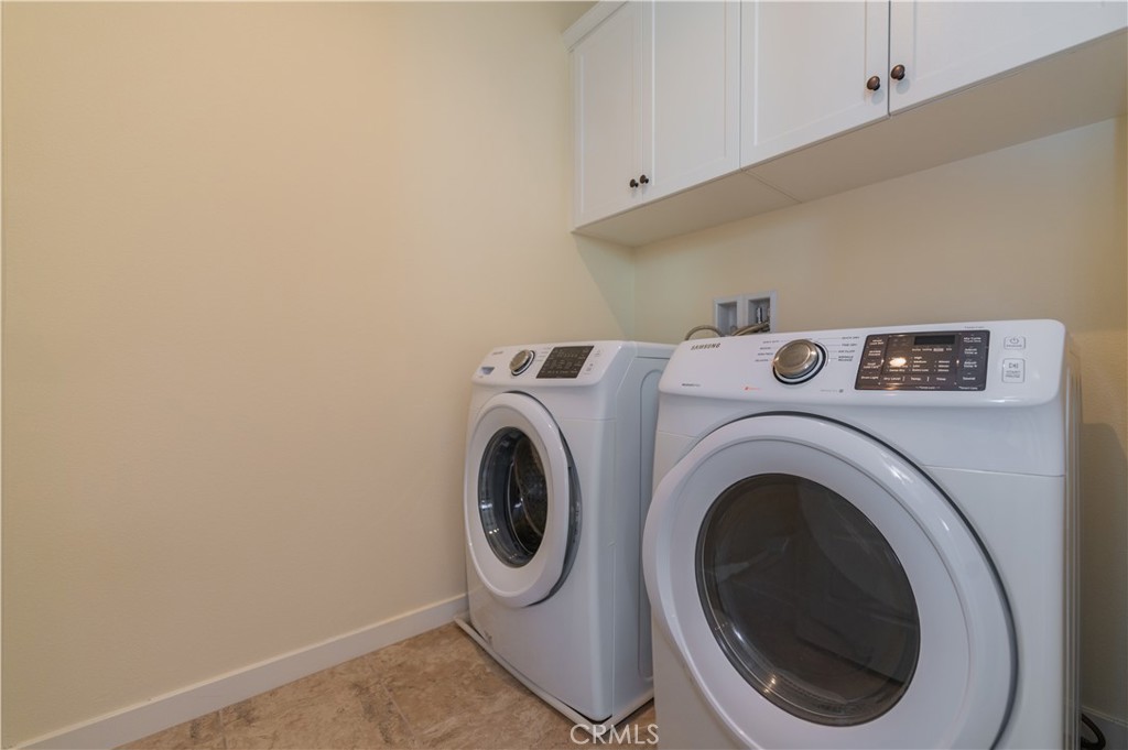 184 Terrapin Irvine, CA 92618 - Photo 31 of 74 a utility room with dryer and washer