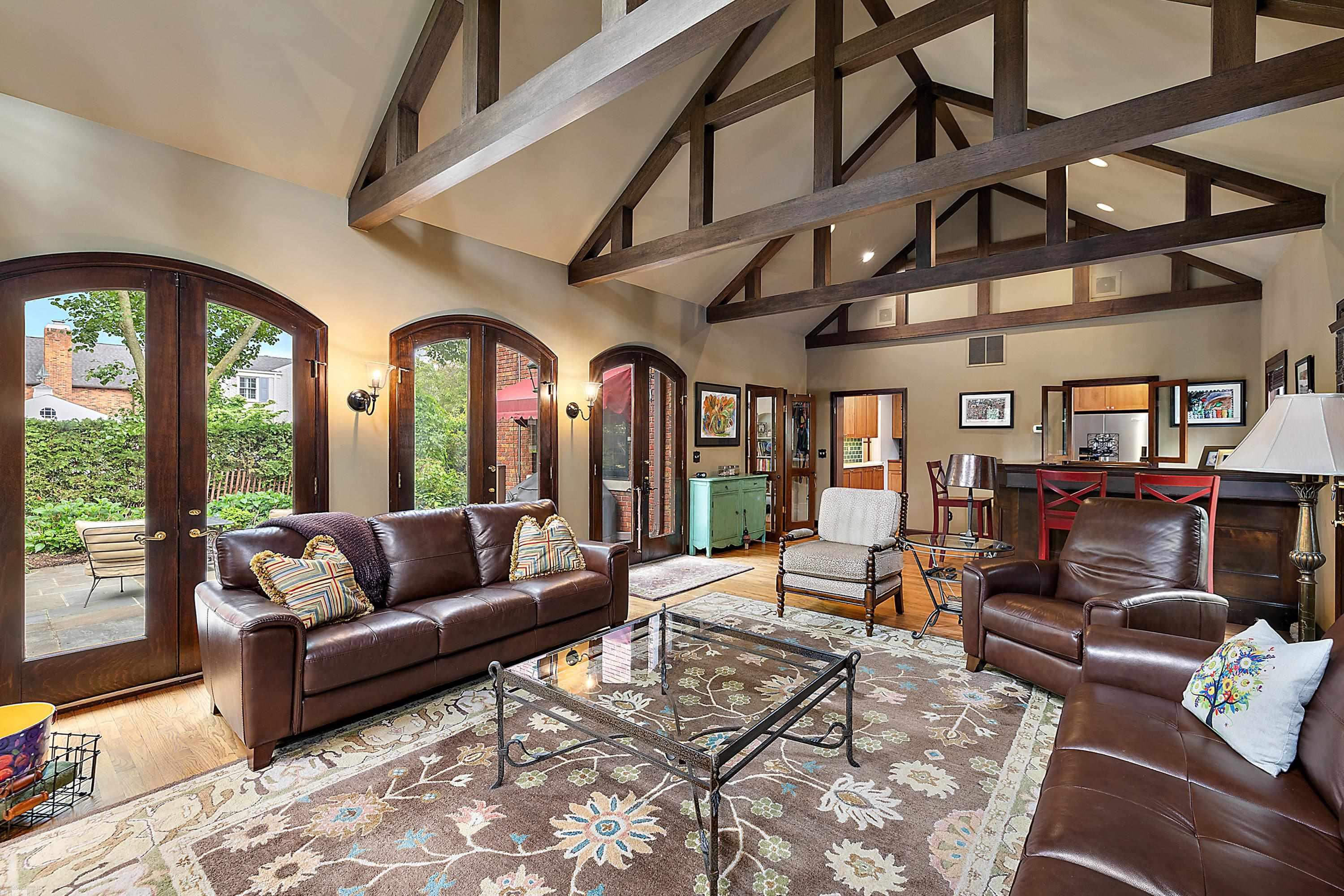 1104 Yorkshire Road Grosse Pointe, MI 48230 - Photo 28 of 69 50144876-caedb561-4114-4ddd-a689-692135331708.JPG