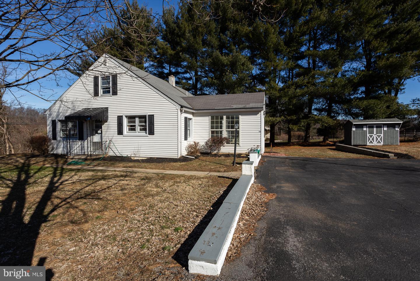 108 Hatfield Road Coatesville, PA 19320 - Photo 3 of 20 Gallery Image 3