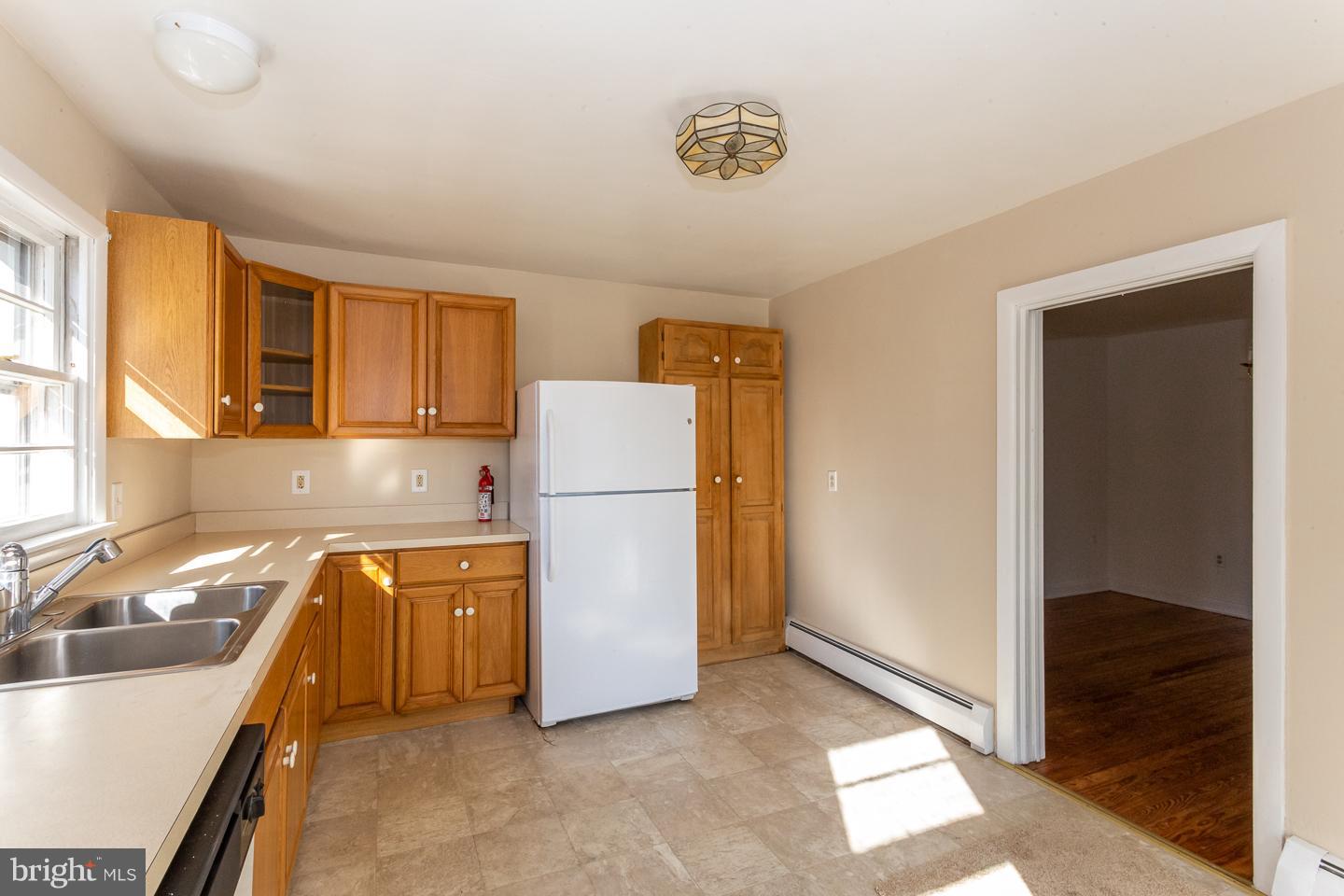 108 Hatfield Road Coatesville, PA 19320 - Photo 7 of 20 Gallery Image 7