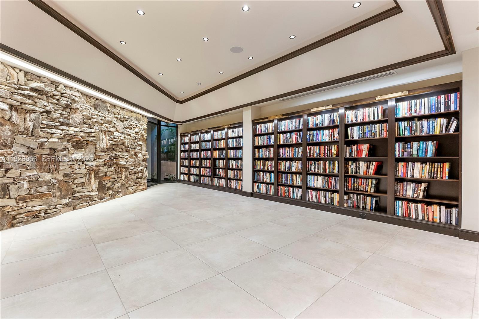 2 Grove Isle Drive, Unit B1110 Miami, FL 33133 - Photo 27 of 29 a view of a garage