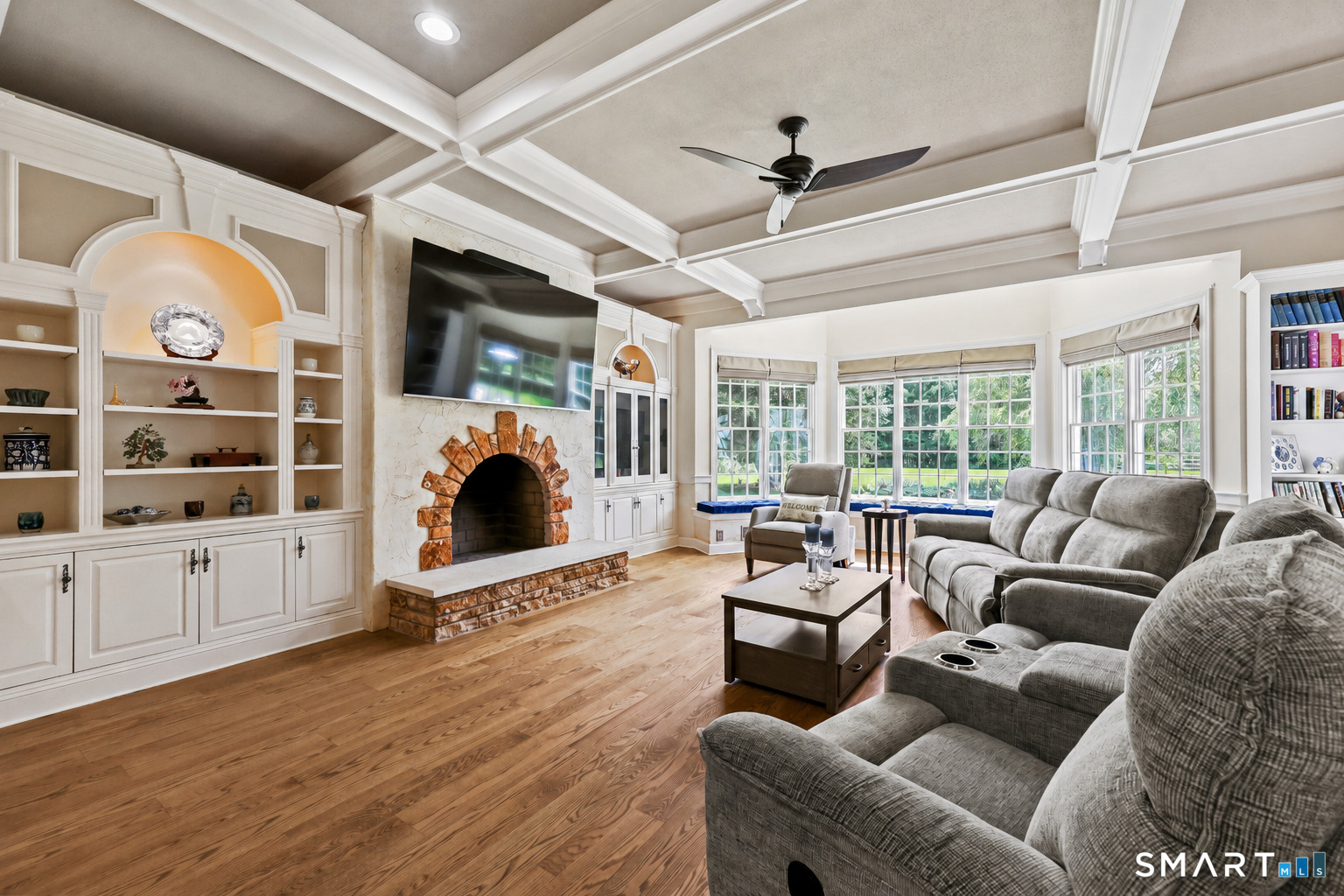 207 Great Pond Road Simsbury, CT 06070 - Photo 13 of 40